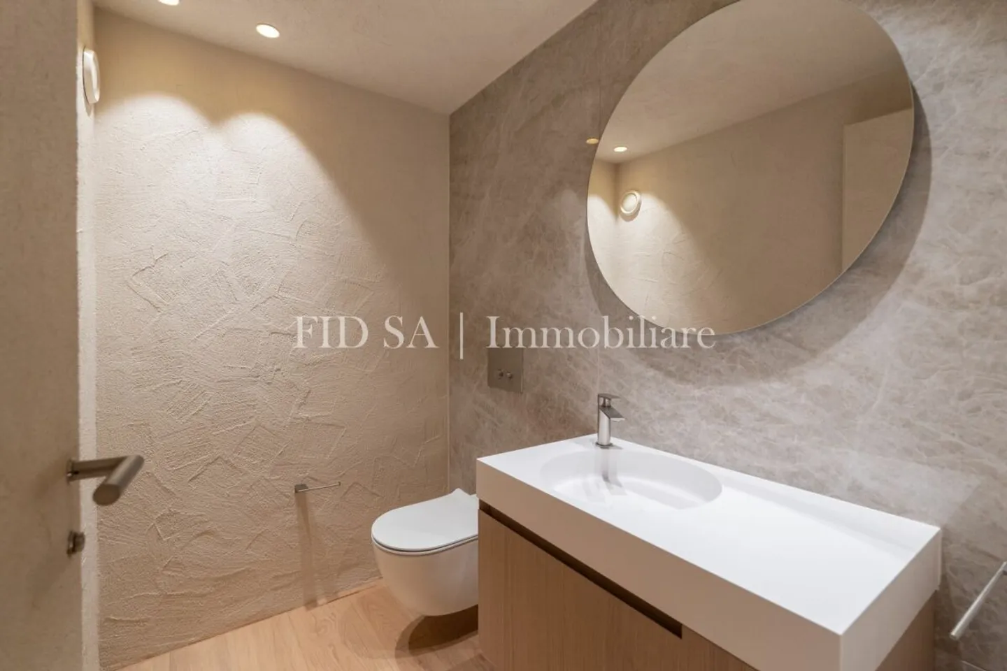 ASCONA - Hochwertig renovierte Wohnung mit grosser Südterrasse - Photo 12 of 13