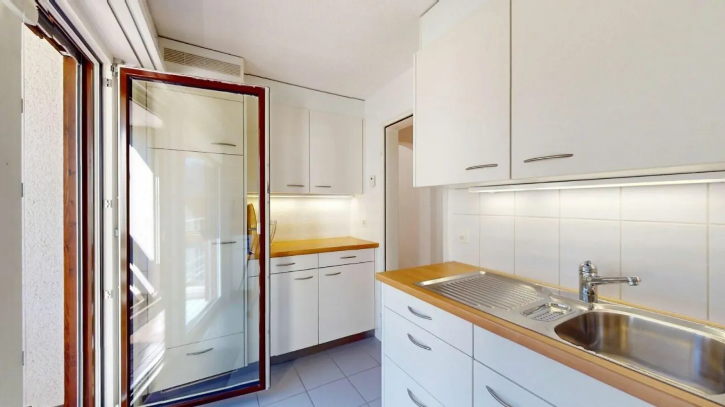 Schöne 3 Zimmer Ferienwohnung mit unverbaubarer Aussicht - Photo 7 of 13