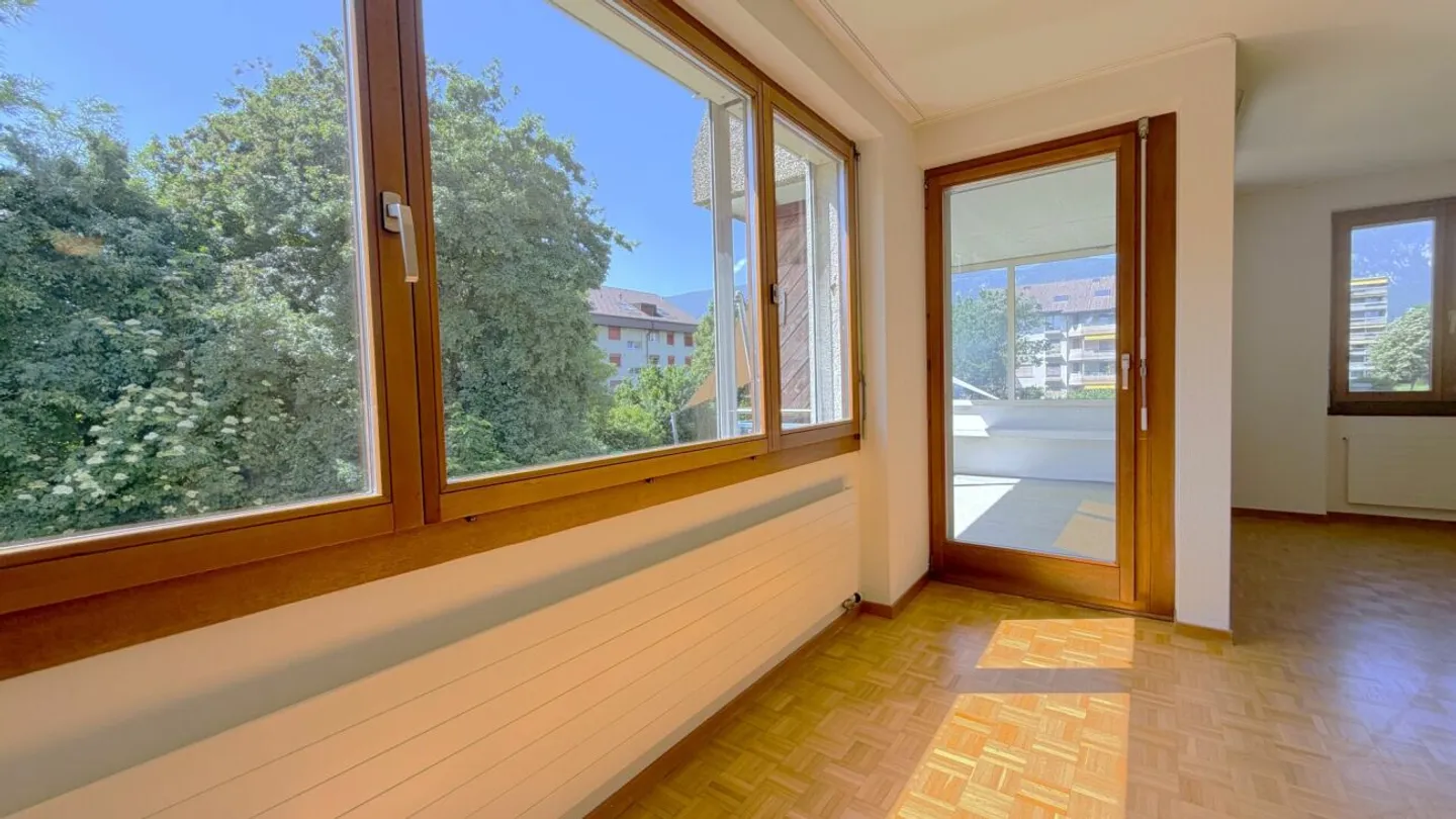 A renovated and bright 3.5 room apartment in a quiet location in Solothurn - Photo 10 of 13