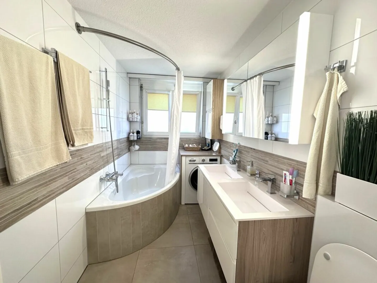 Moderne 4.5 Zimmer Wohnung - Foto 11 von 13