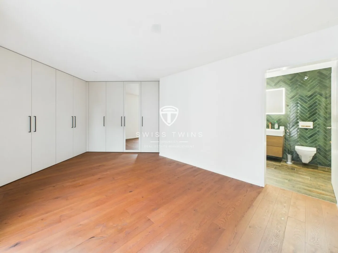 Urbaner Luxus trifft Ruhe - Stilvolle 4.5-Zimmer-Wohnung mit CarLift - Photo 13 sur 13