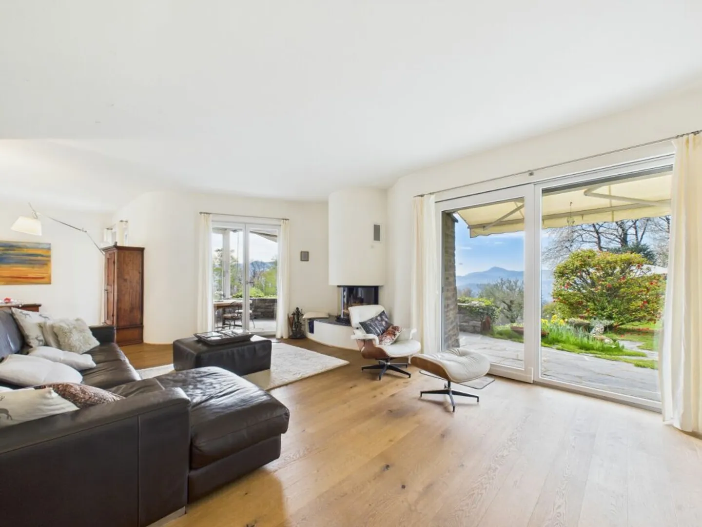 Bioggio - Bosco Luganese: casa unifamiliare e grande terreno edificabile con licenza approvata - Photo 2 of 13