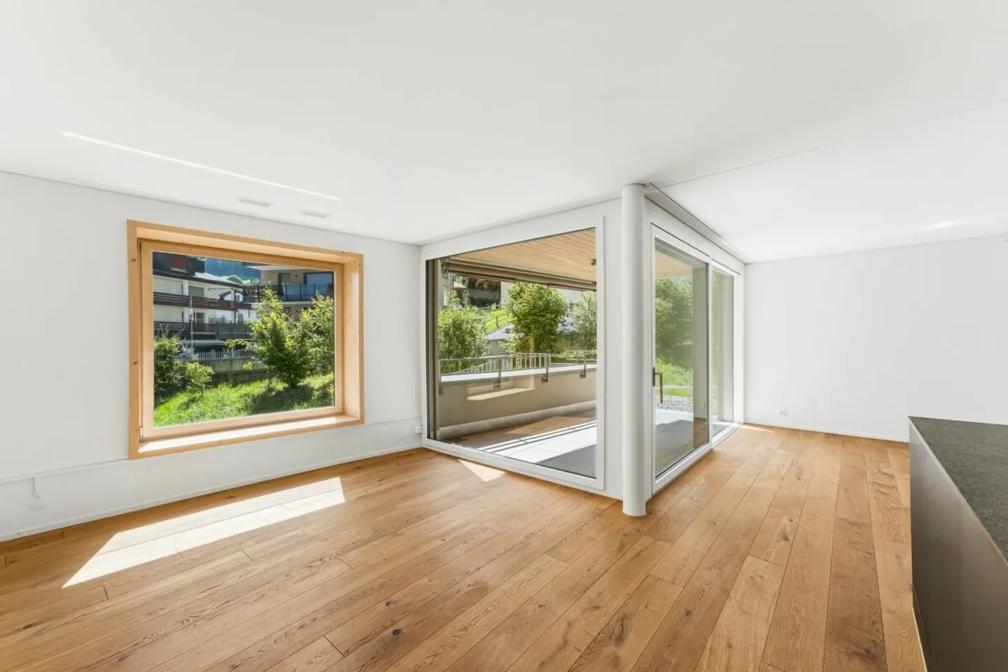 Appartement moderne avec jardin - Photo 3 sur 10