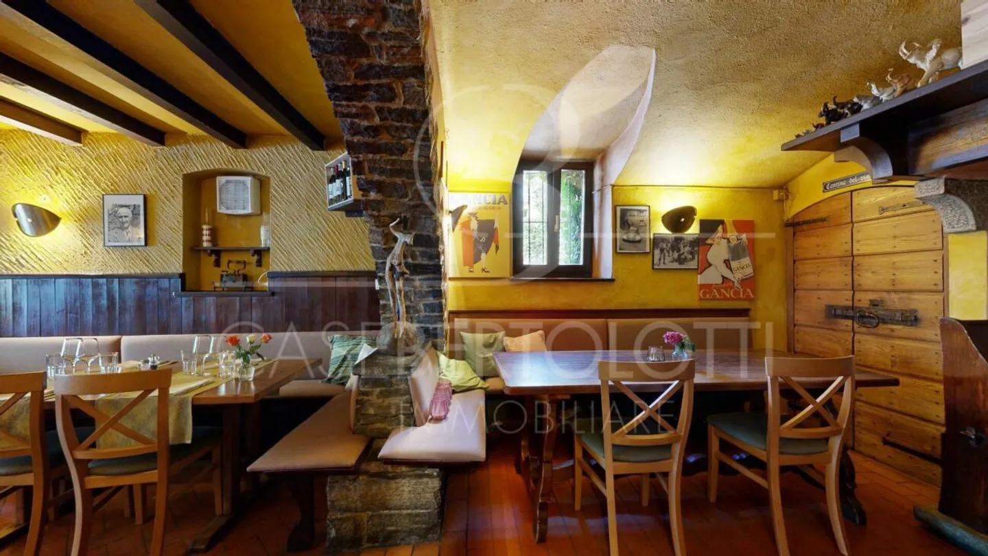 Historisches Restaurant mit Wohnungen - Foto 5 von 13