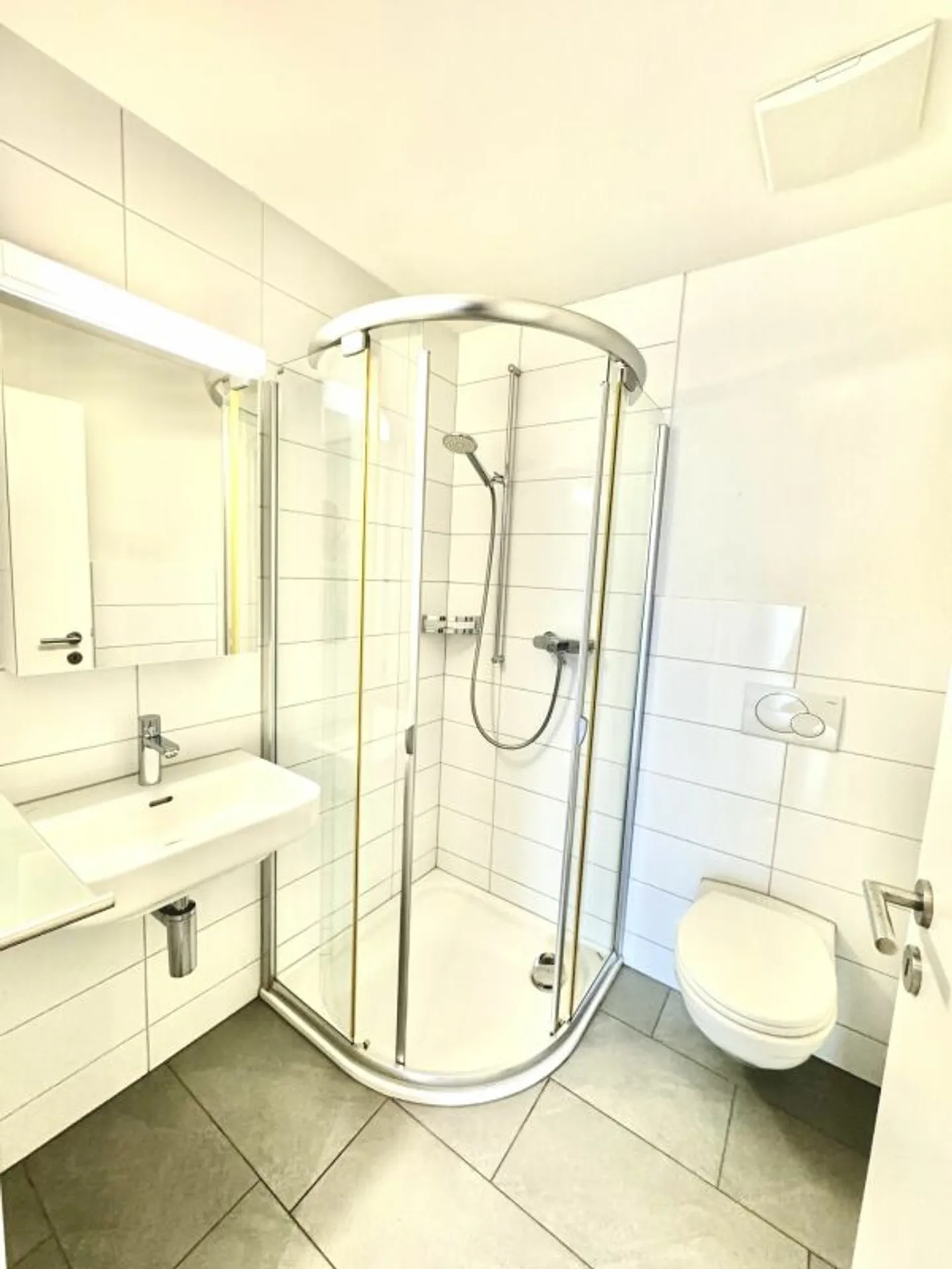 2.5-room apartment in Kaltbrunn - Photo 4 of 6