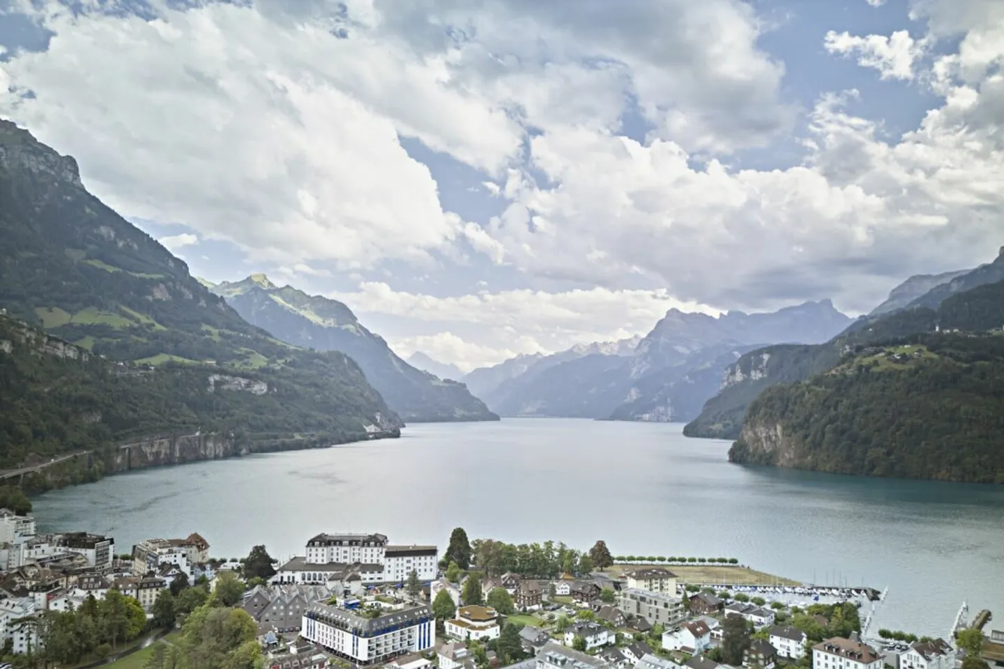 Zuhause am Vierwaldstättersee - Foto 1 di 11
