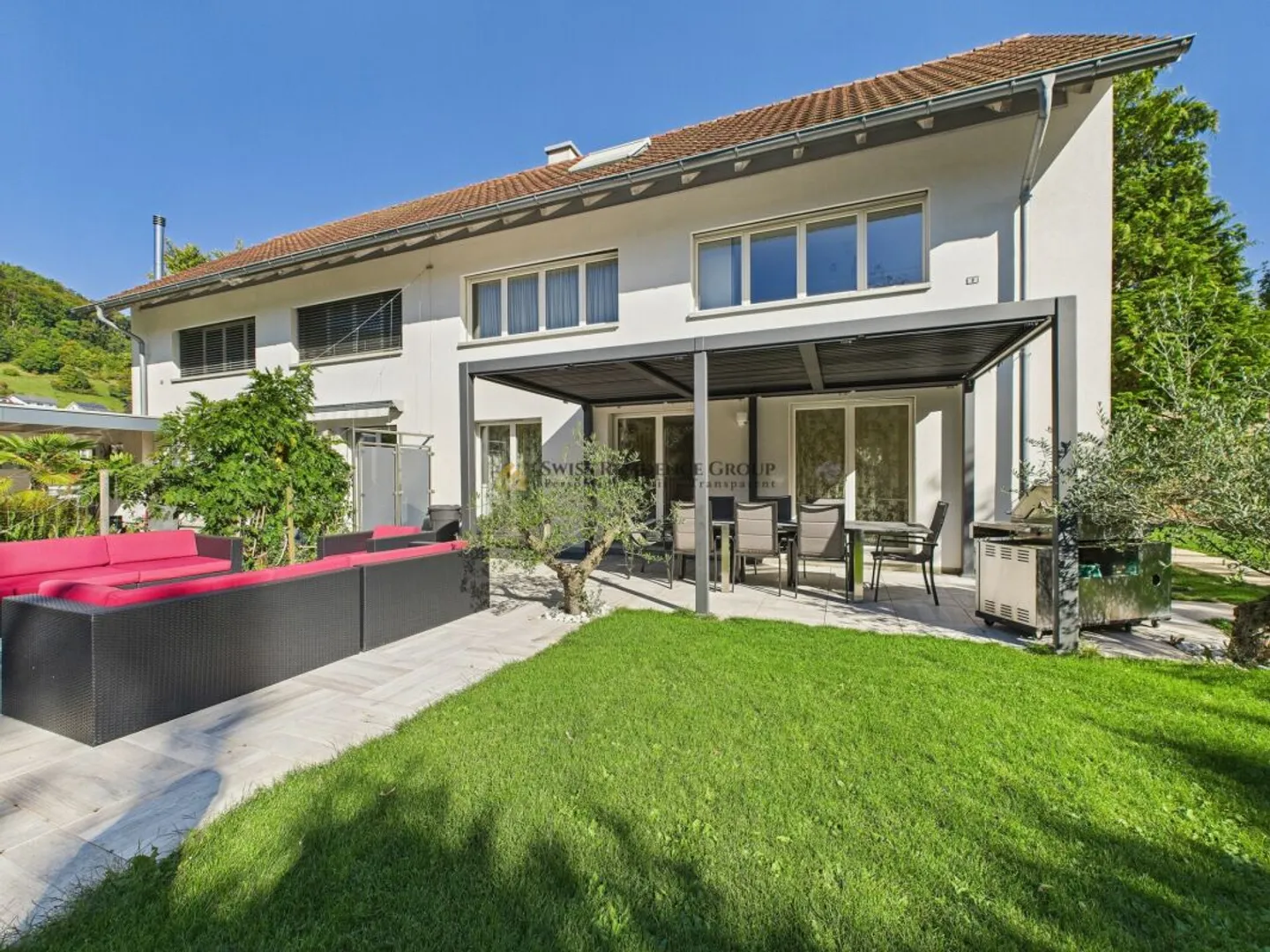 Wohnen mit Stil und Wohlfühlgarantie - mit traumhaftem Whirlpool! - Foto 1 von 13