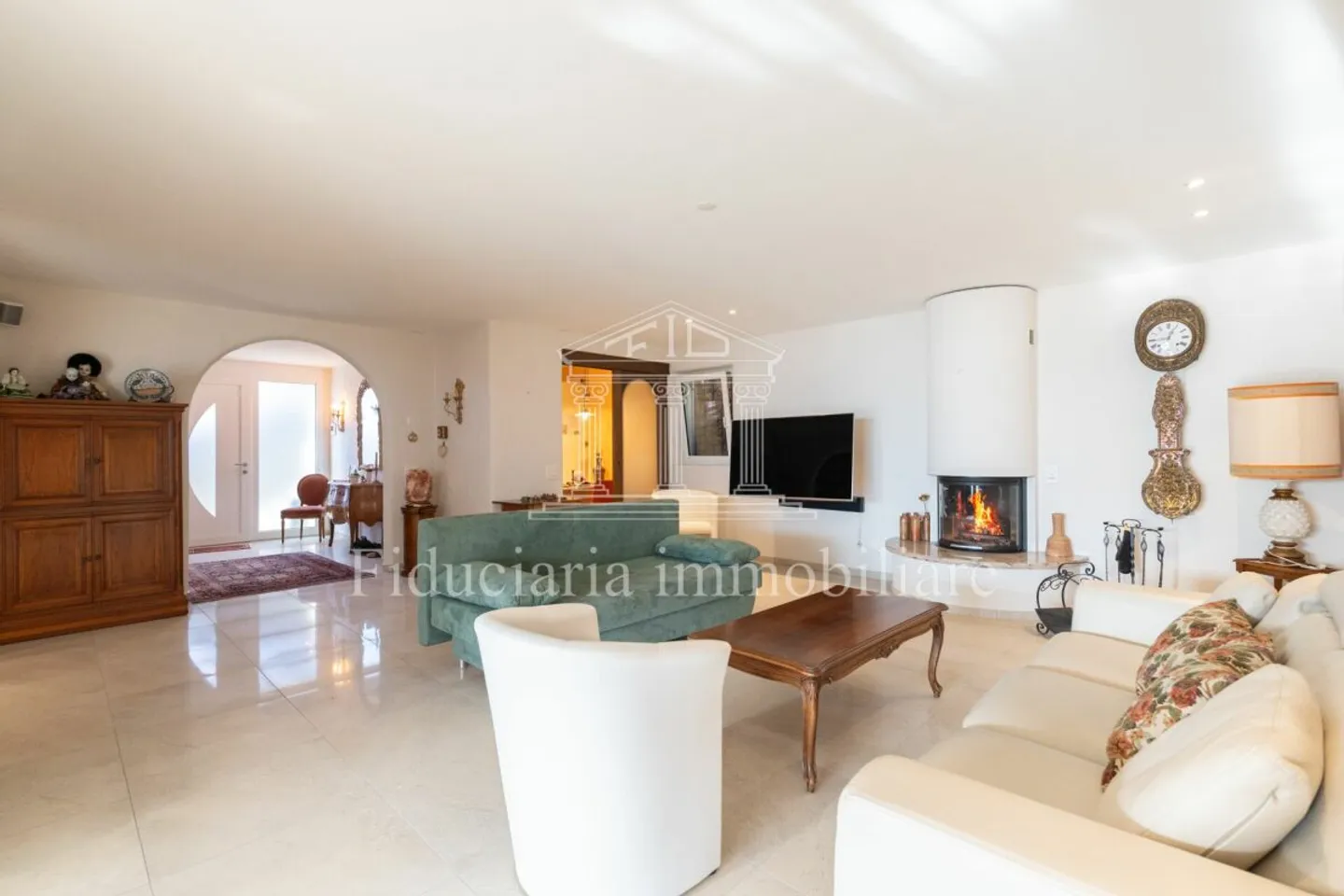 SOLDUNO - Geräumige Wohnung mit Studio in einem Zweifamilienhaus - Foto 5 von 13