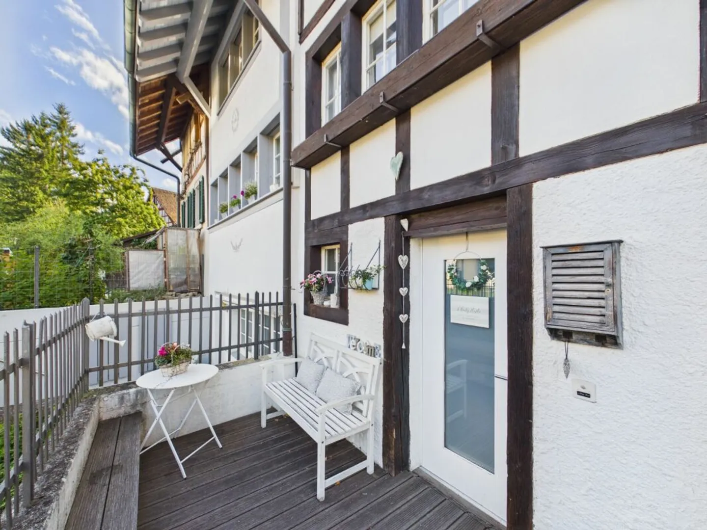 Historic jewel with special charm in the old village center of Dietlikon - Photo 2 of 11