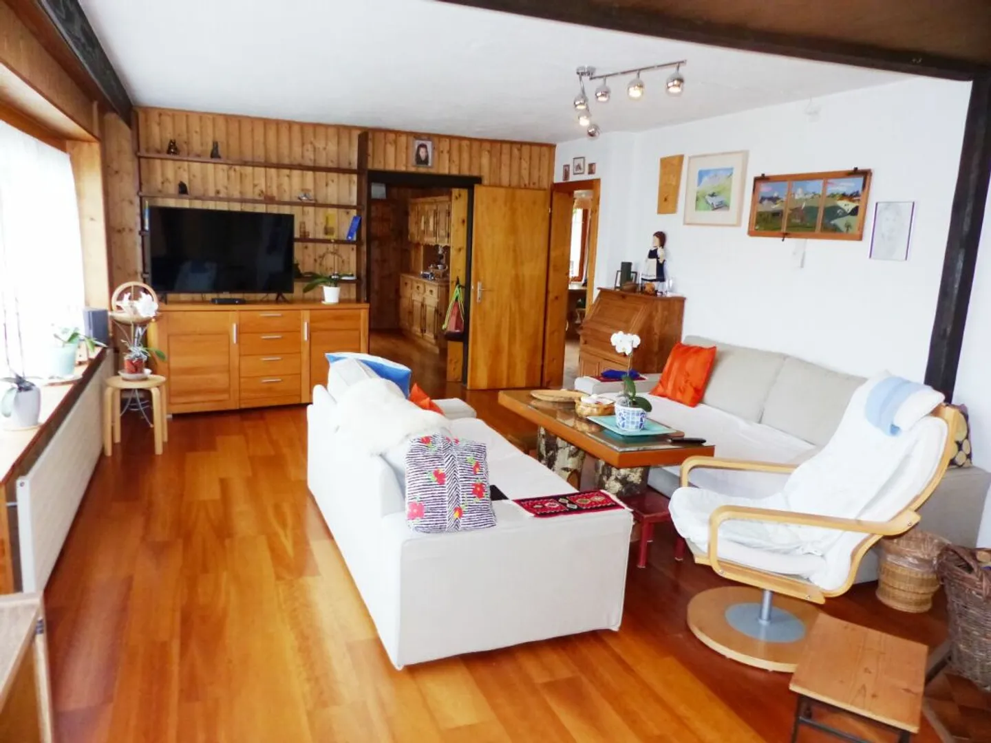 Cozy large 6.5 room detached house - Photo 6 of 13