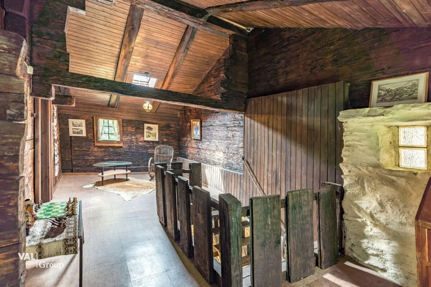 Historisches Chalet in Walliser Natur - Foto 9 von 13