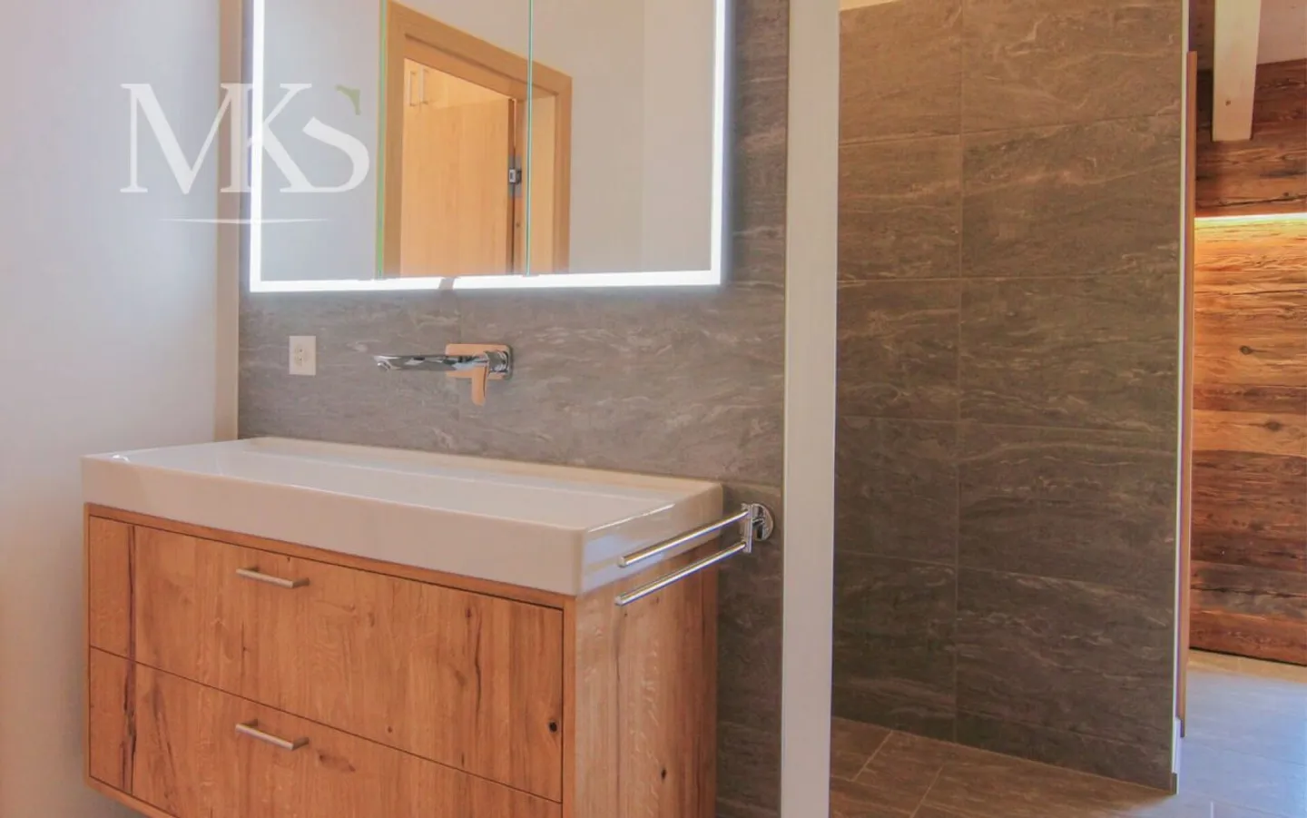 Exclusive Single Family Home - Photo 12 of 13