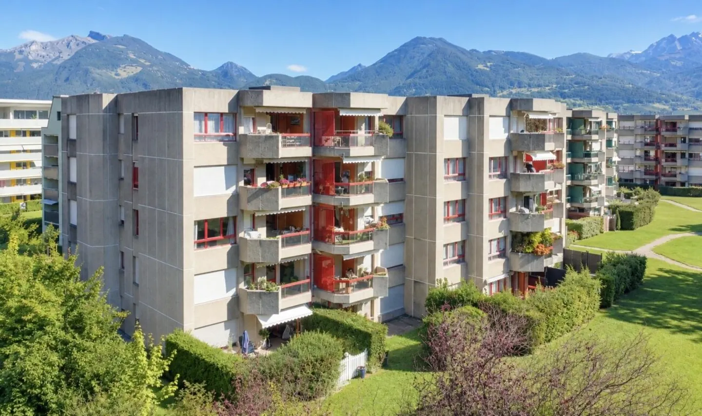 5.5 Room Apartment in Monthey - Photo 4 of 13