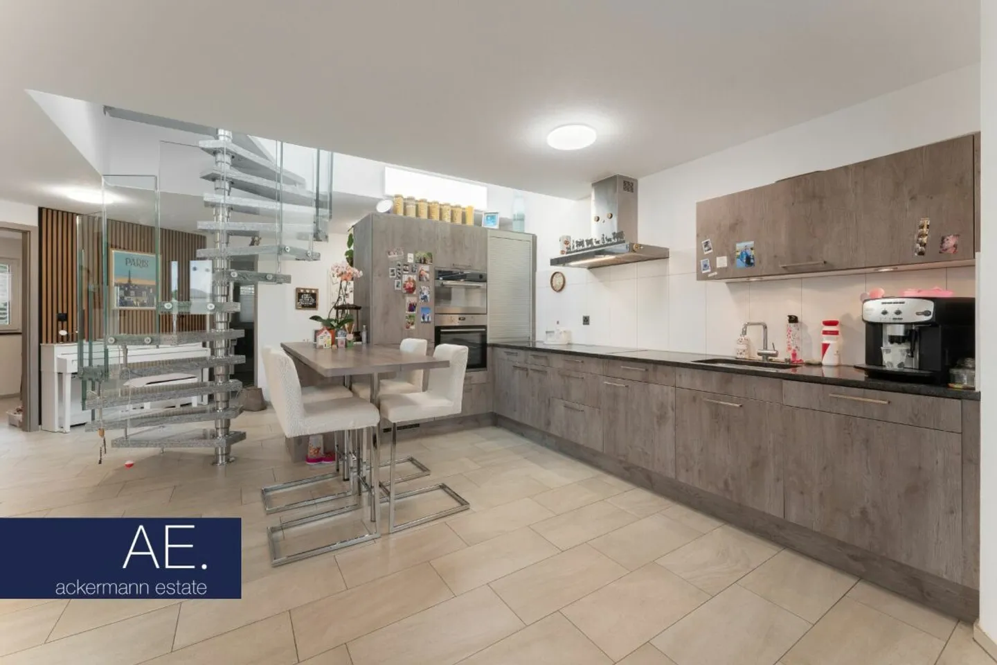 Maison multifamiliale moderne avec des normes de construction durables - Photo 5 sur 7