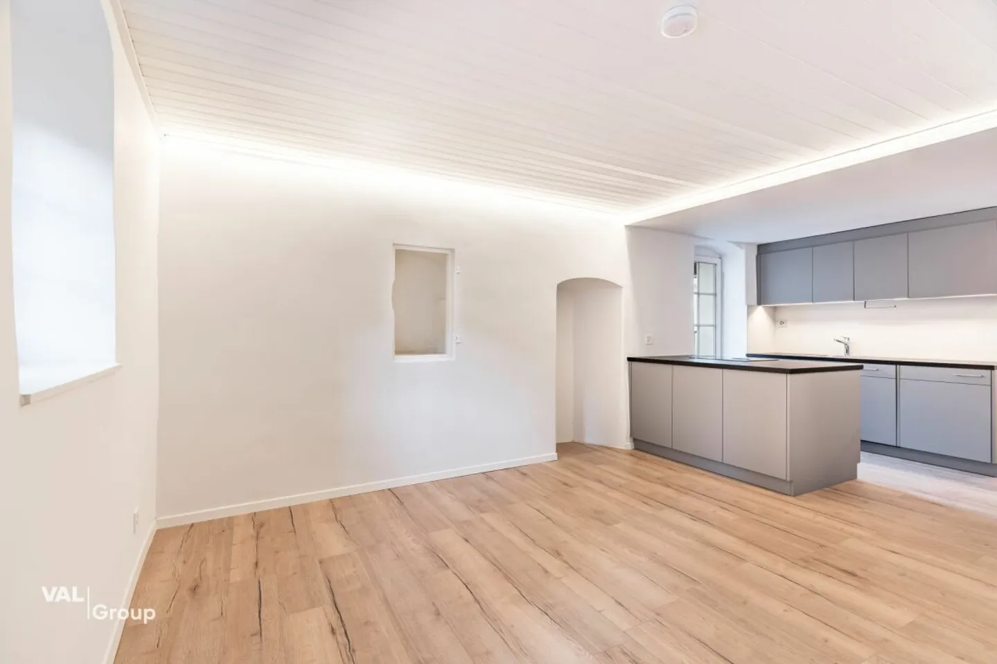 Gioiello storico con nucleo moderno - Foto 2 di 9