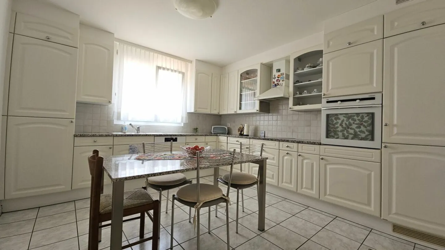 APPARTEMENT À ARBEDO AVEC GRAND JARDIN - Photo 8 sur 13