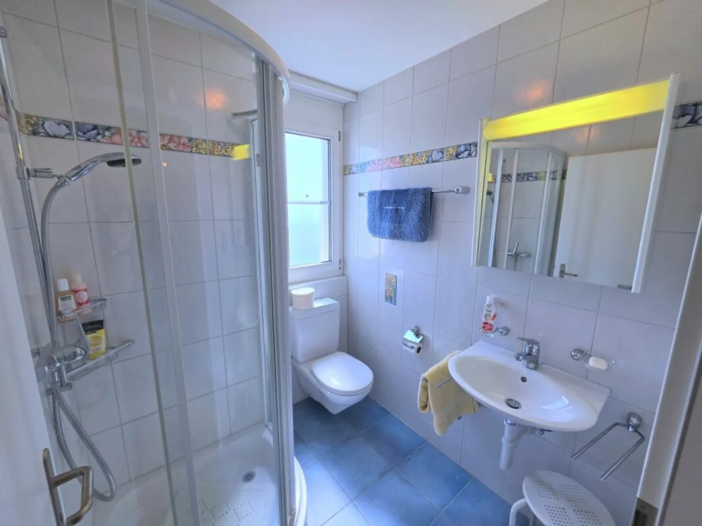 Appartamento mansardato con vista meravigliosa, in una posizione tranquilla e adatta ai bambini! - Foto 11 di 13