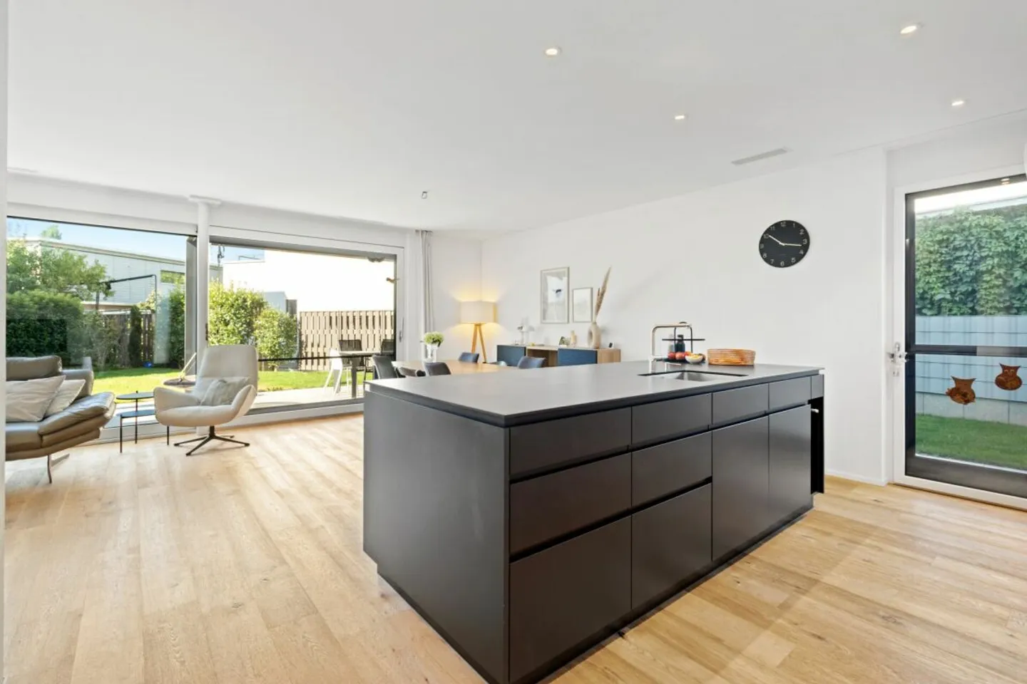 Modernes Doppelhaus in Auw - Foto 2 von 9