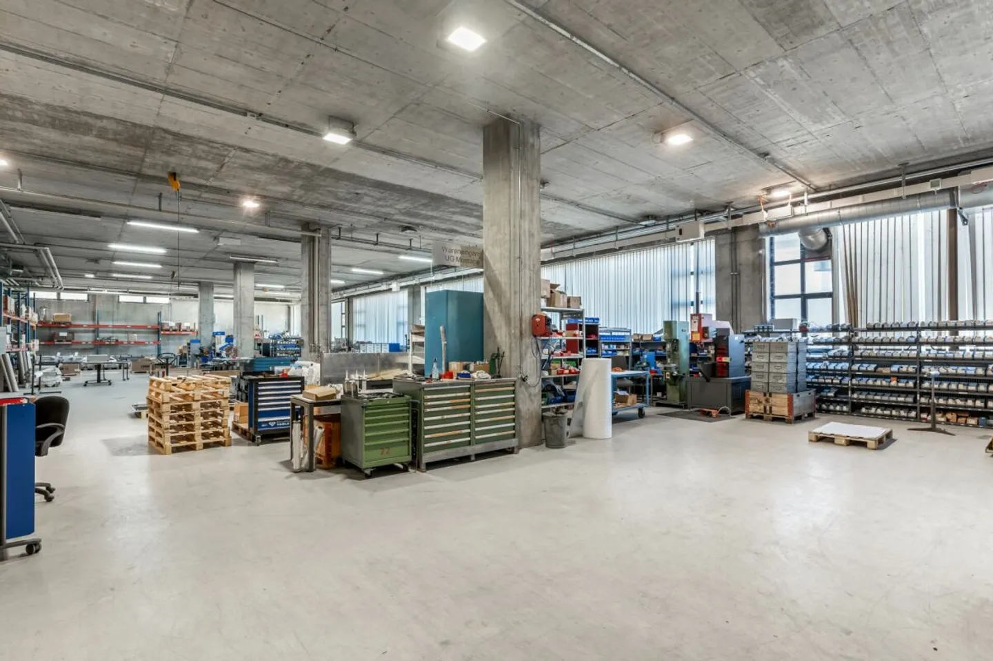 Production and Commercial Area with Versatile Use - Photo 9 of 9