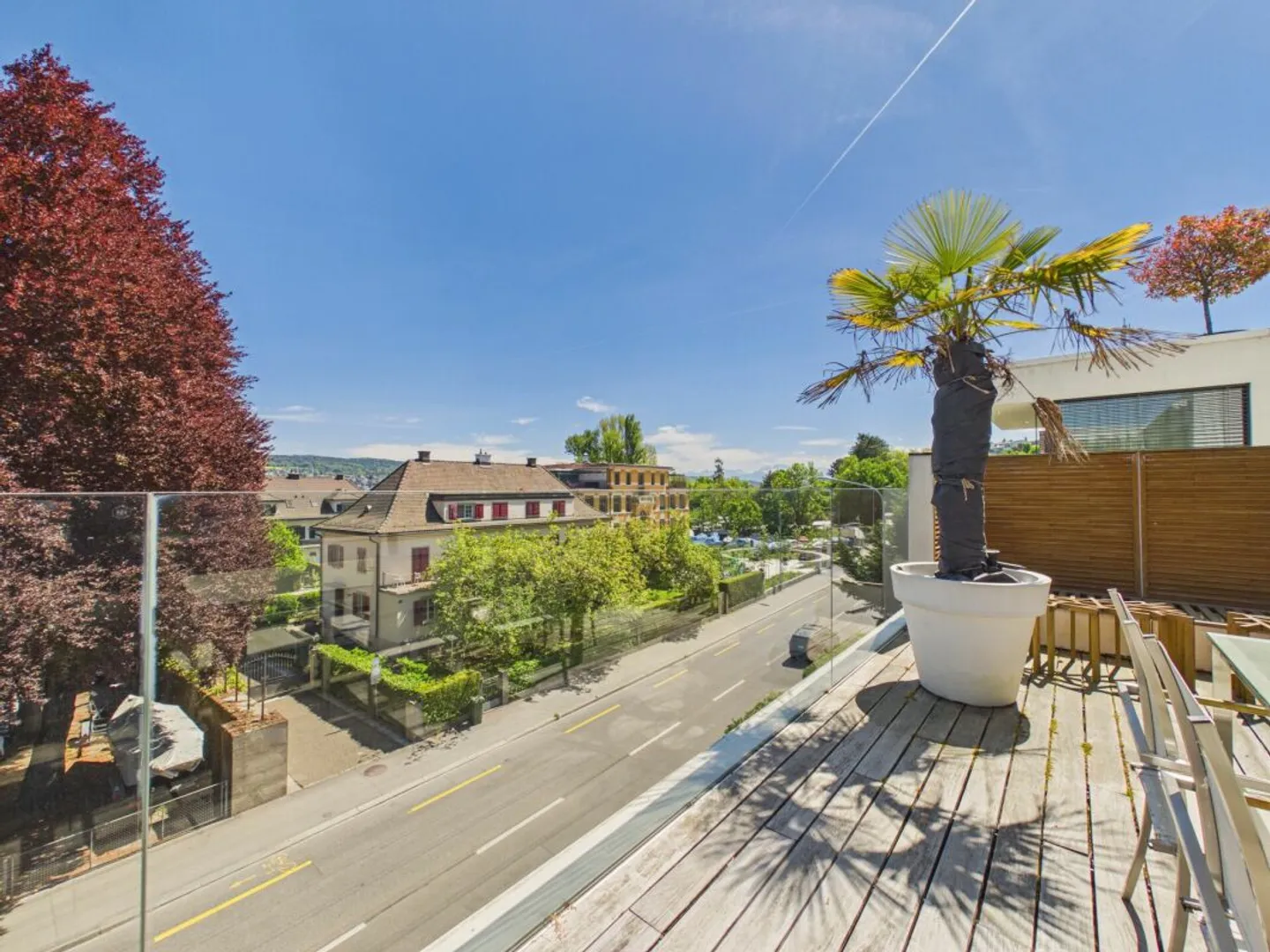 Attico esclusivo di 6,5 stanze con vista mozzafiato sul lago e ampie terrazze - Foto 9 di 13