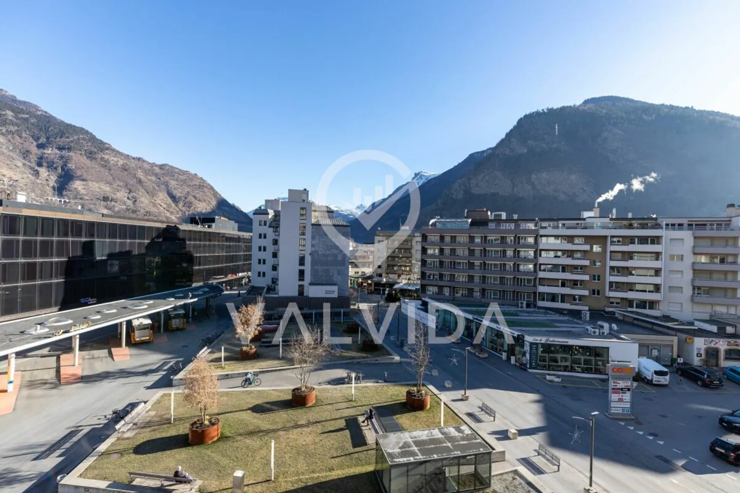 Appartamento luminoso e spazioso di 5,5 stanze nel cuore di Visp - Foto 1 di 13