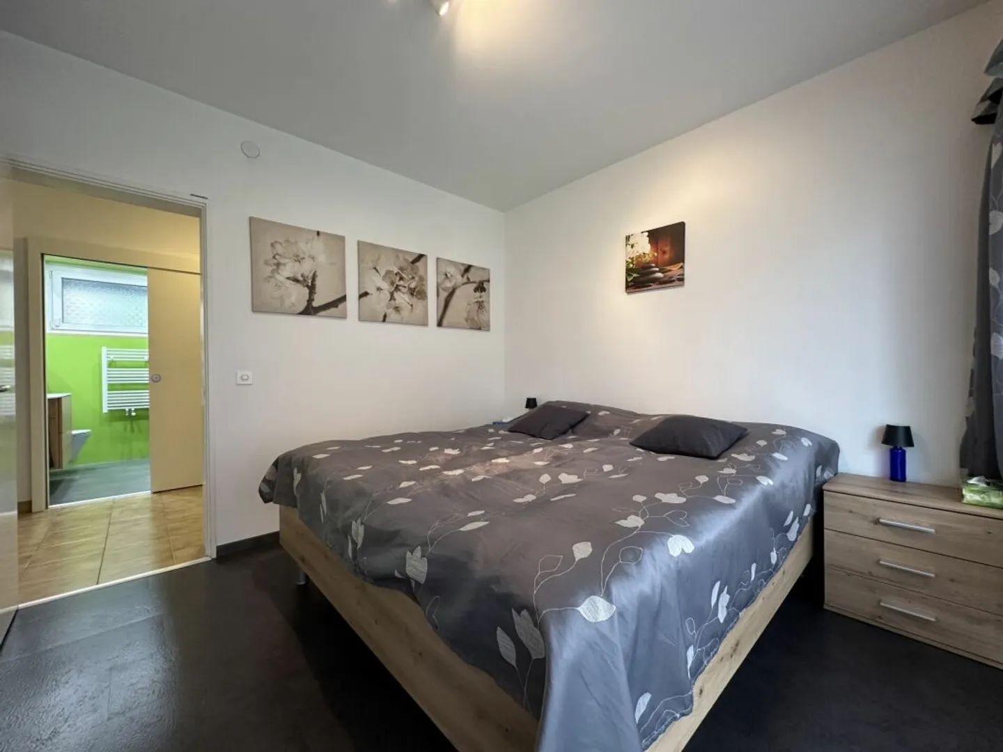Appartement de vacances avec balcon et place de parking couverte - Photo 4 sur 12