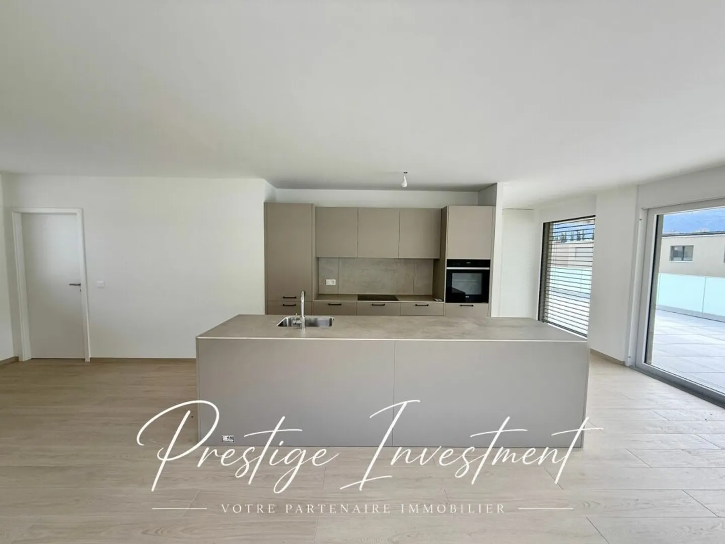 Attique de Luxe avec Terrasse - Photo 4 sur 13