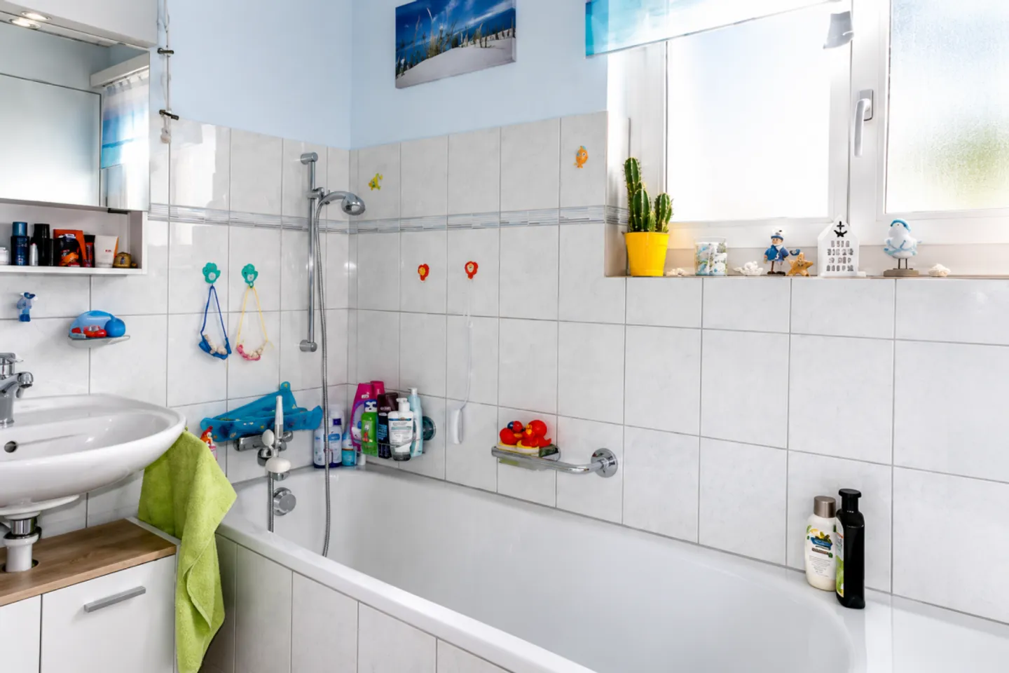 Mehrfamilienhaus mit Gewerbeeinheit, Landanteil und Entwicklungspotenzial in Riedt bei Erlen - Photo 9 sur 12