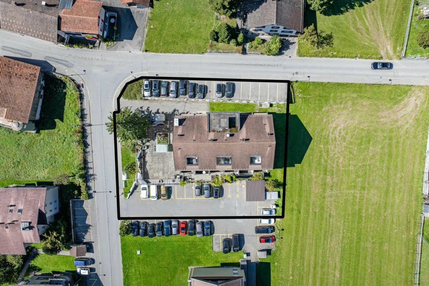 Wohn- und Geschäftshaus - Foto 12 di 13