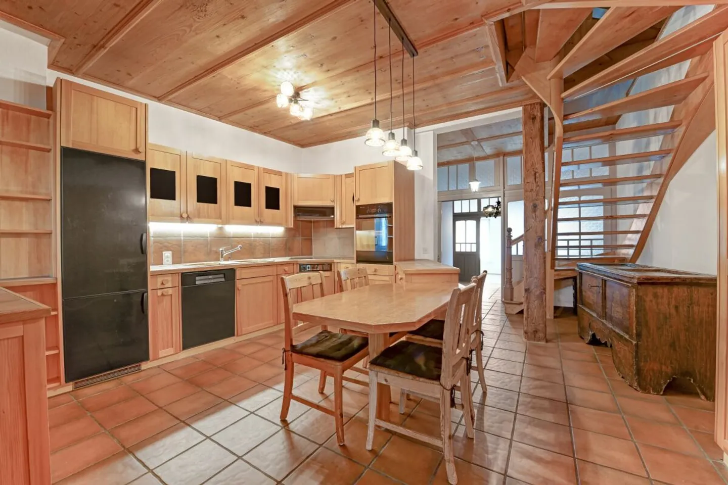 Historical dream home over four floors in the heart of the old town of Stein am Rhein - Photo 7 of 13