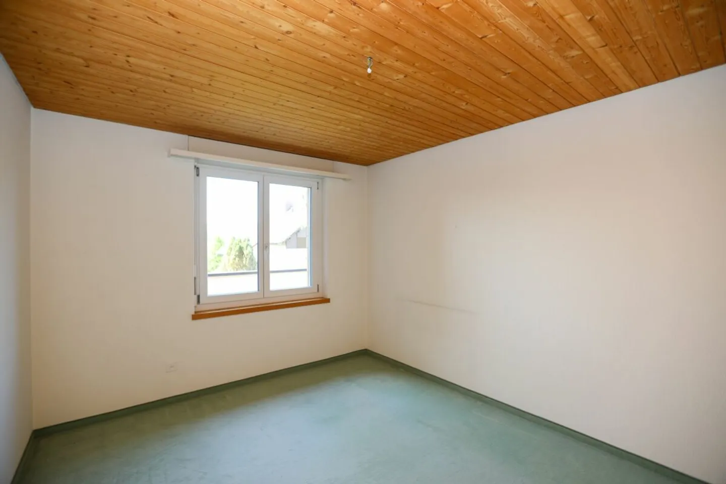 Penthouse spacieux avec terrasse ensoleillée à Weinfelden - Photo 8 sur 12