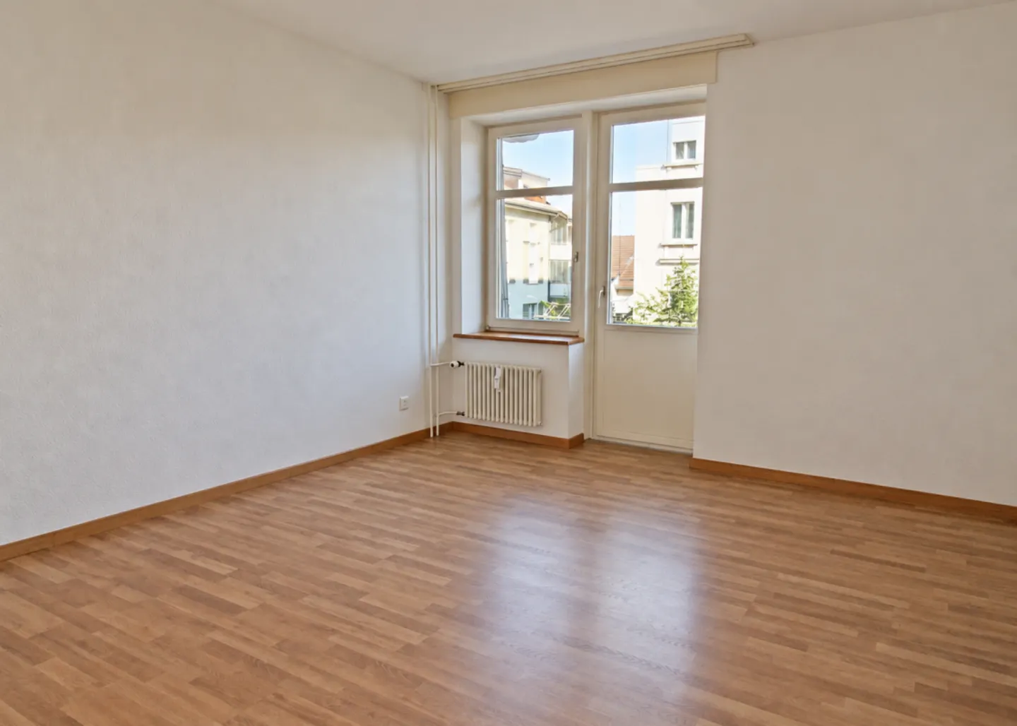 Wohnen mit Charme - helle 3,5-Zimmer-Wohnung mit grosszügigem Balkon - Photo 7 of 12