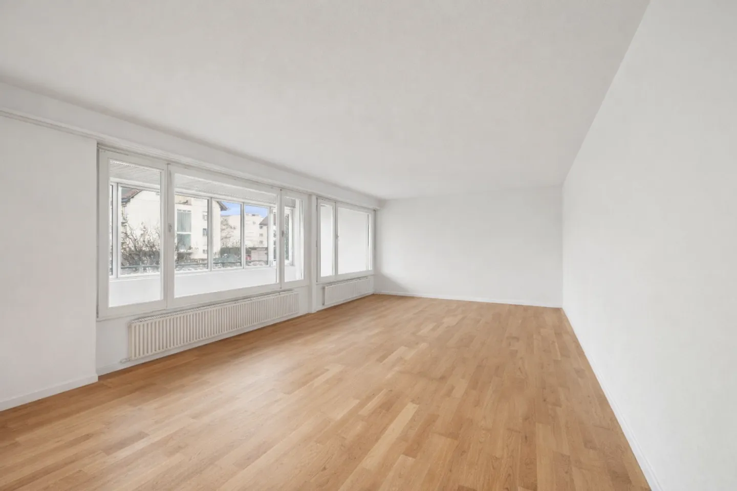 Grosszügige 4.5-Zimmerwohnung mit Wintergarten, Garage und nachhaltiger Energieversorgung in Dulliken - Foto 6 di 13