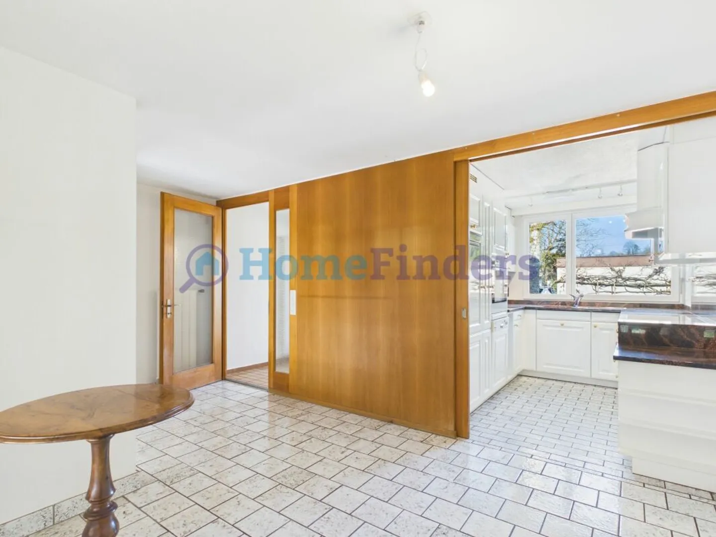 Charming House with Garden & Mountain View - Photo 5 of 12