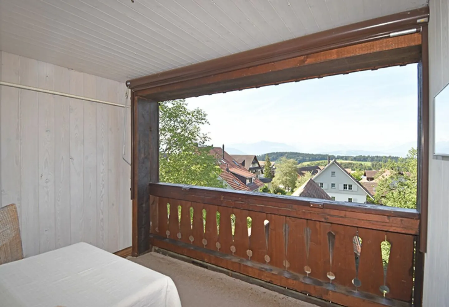 Cozy Home with Panoramic View - Photo 6 of 13