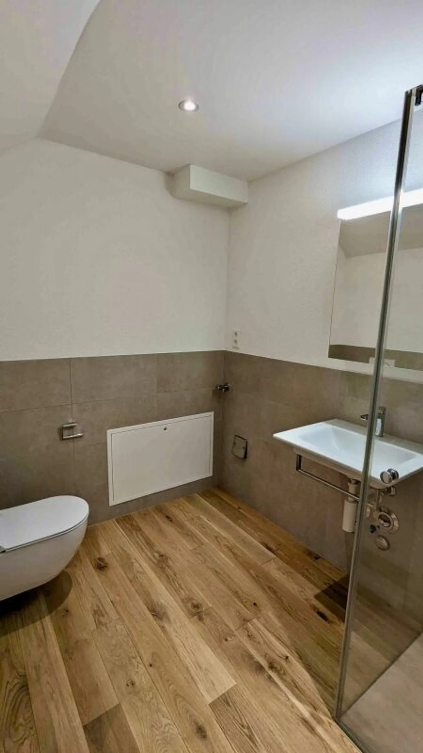 Studio moderne avec balcon spacieux - Photo 5 sur 6