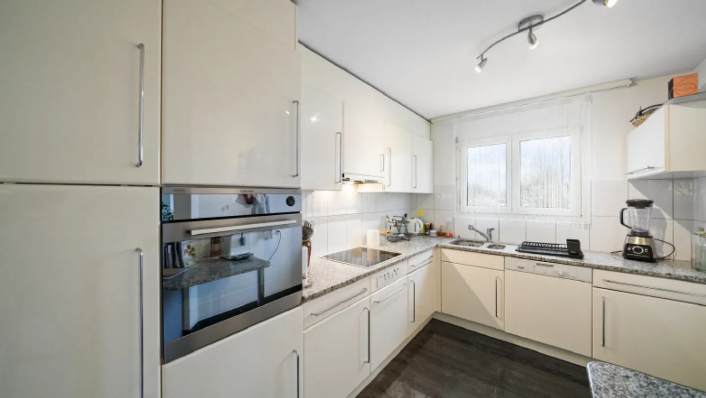 Family apartment with a view of Jura - Photo 5 of 13