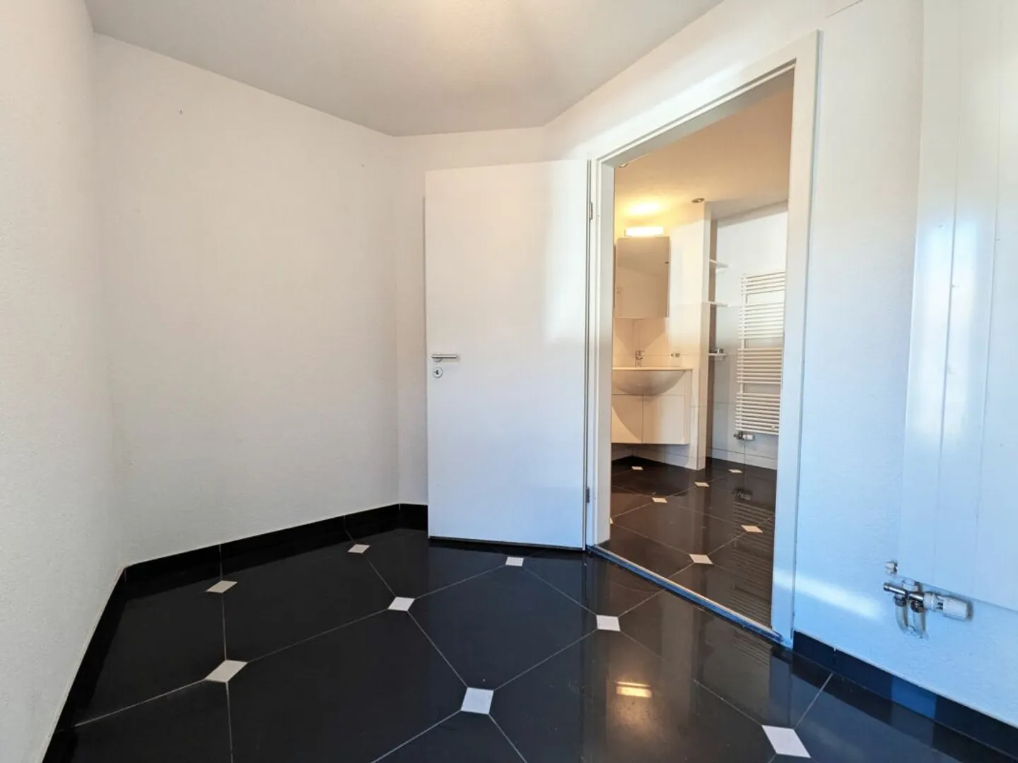 Affascinante casa unifamiliare a Erschwil - Foto 4 di 11