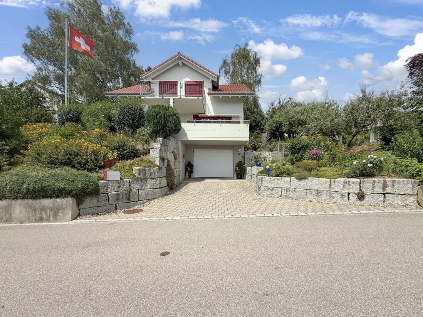 Maison individuelle de 5½ pièces en pleine propriété dans le meilleur emplacement avec vue - Photo 7 sur 13