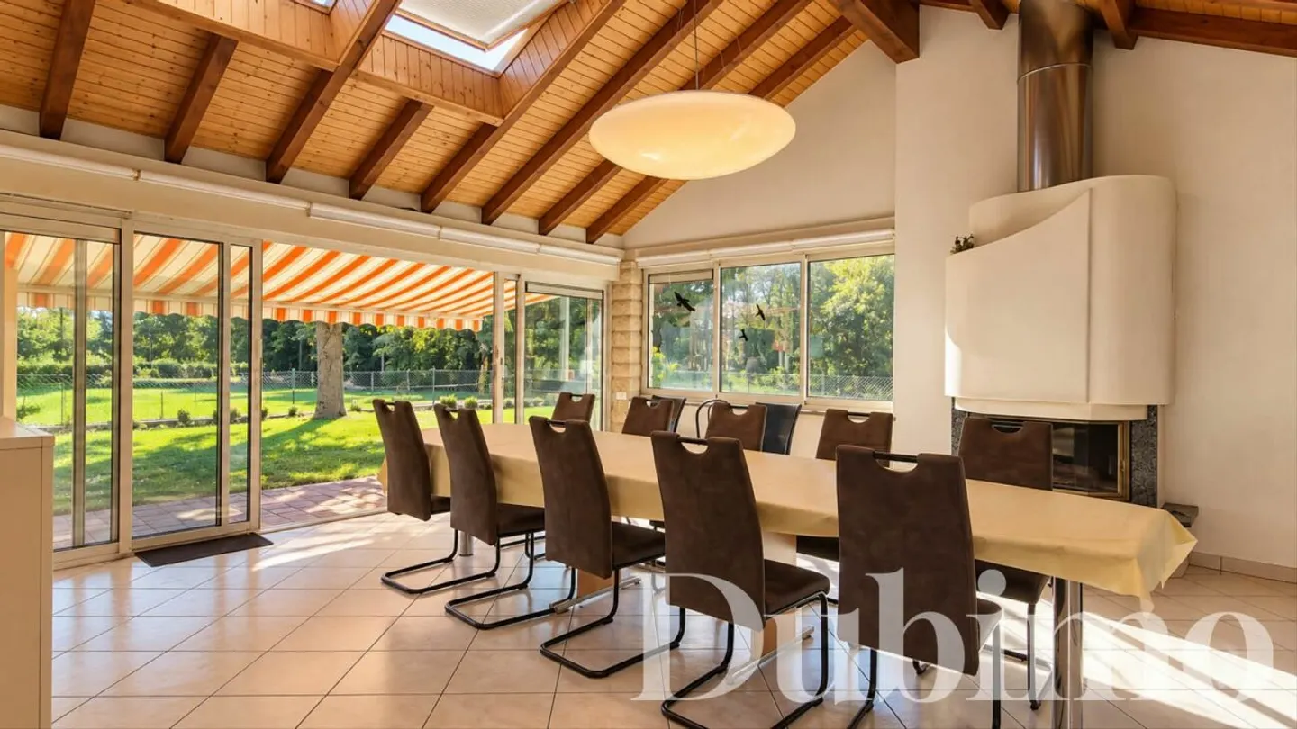 MAISON FAMILIALE DE 8.5 PIÈCES AVEC GRAND JARDIN À COTTENS - Foto 5 von 13