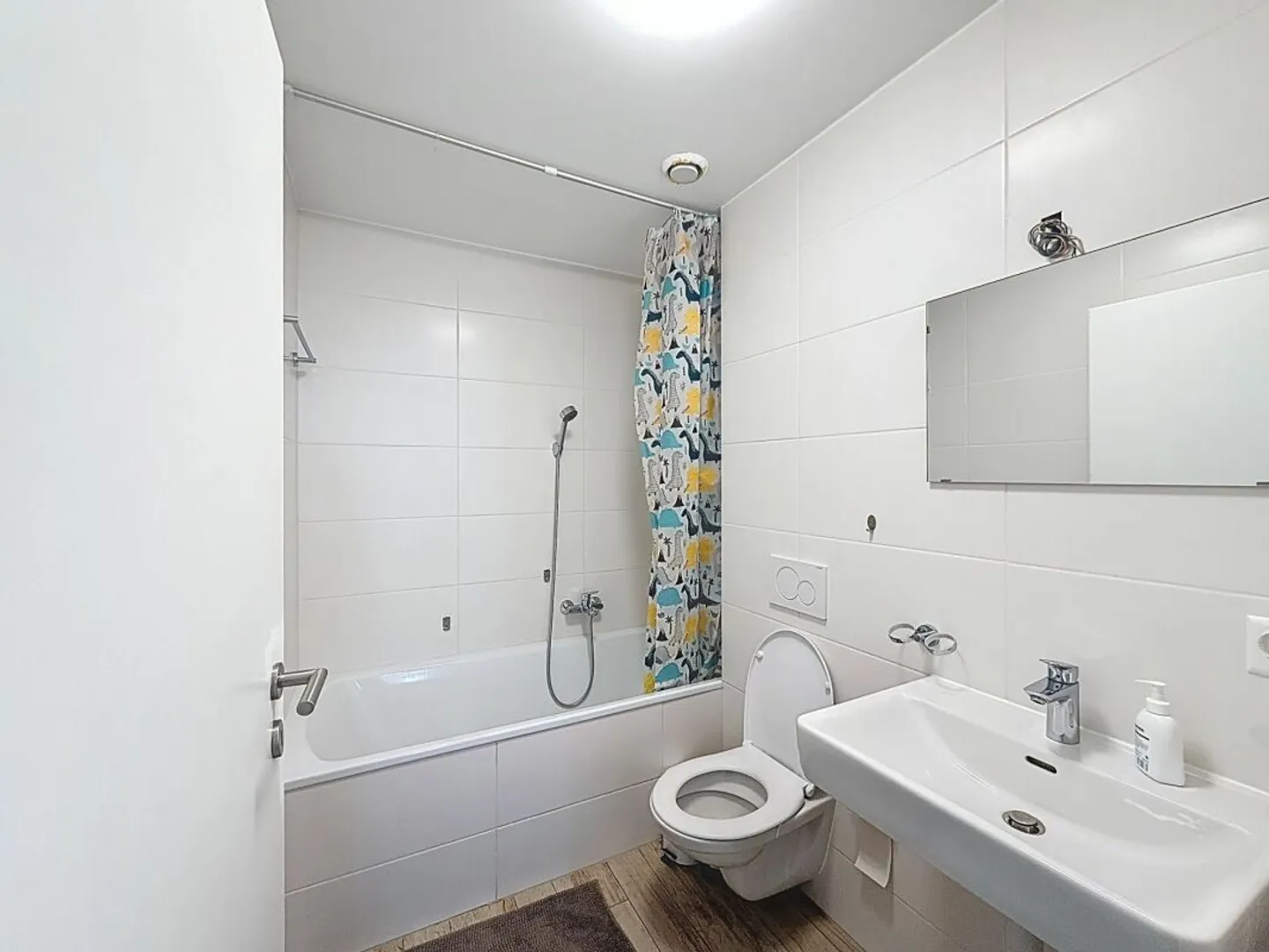 Magnifico appartamento con grande terrazza nel centro di Ardon - Foto 10 di 11