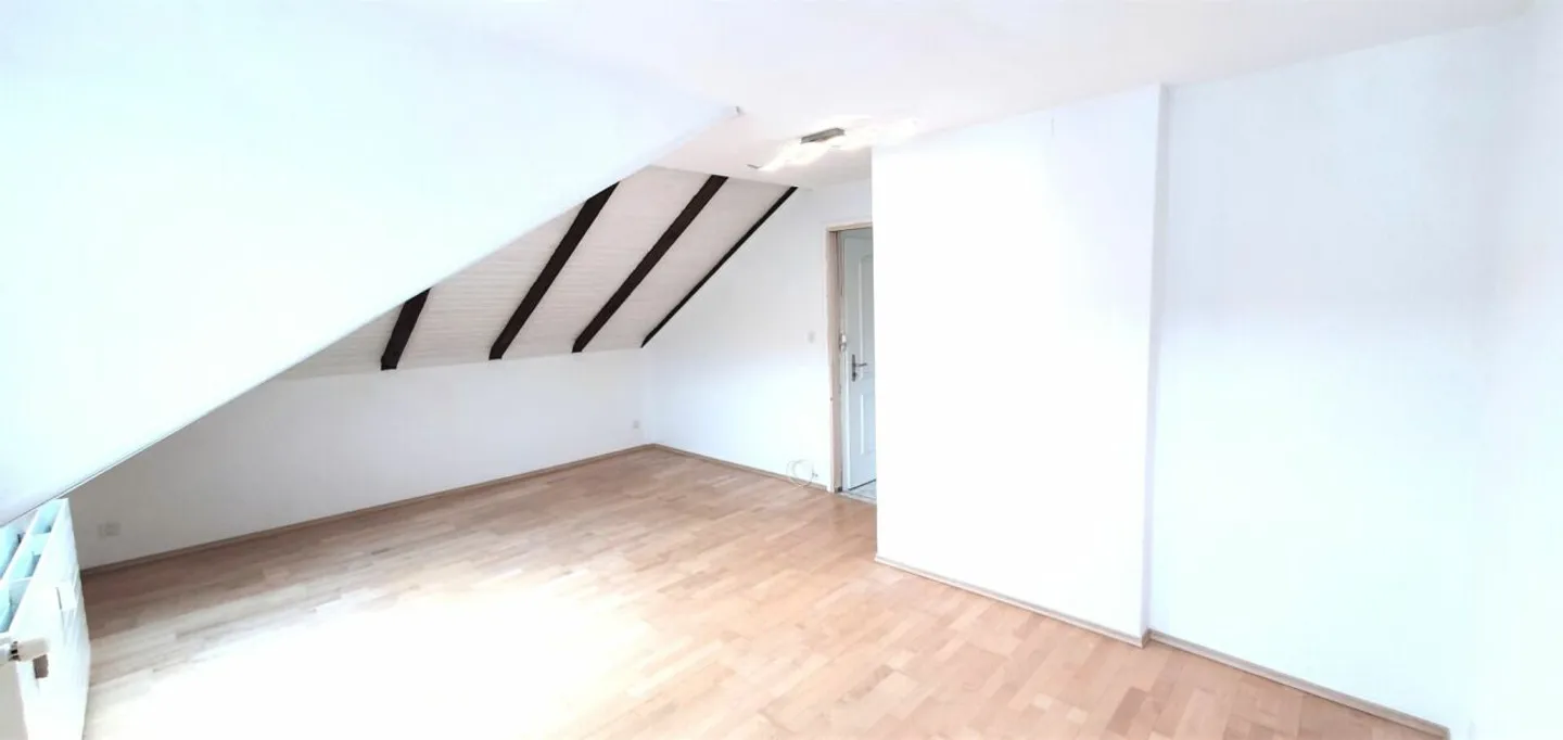 Appartement sous les combles confortable dans un emplacement central - Photo 9 sur 10