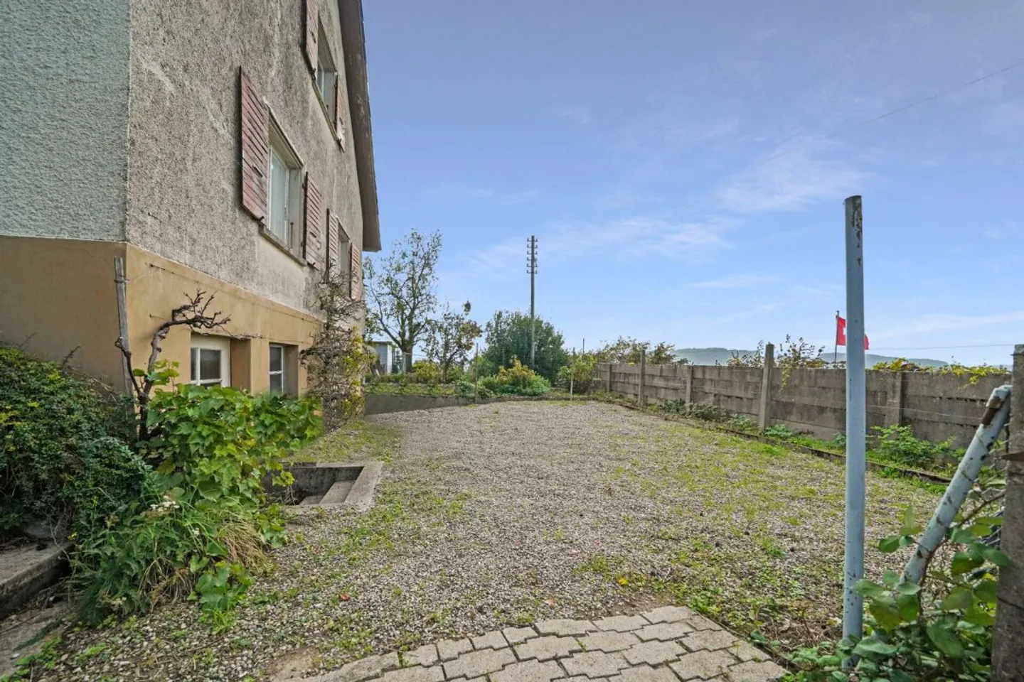 Project for Visionaries - Single-Family Home with a View - Photo 3 of 13