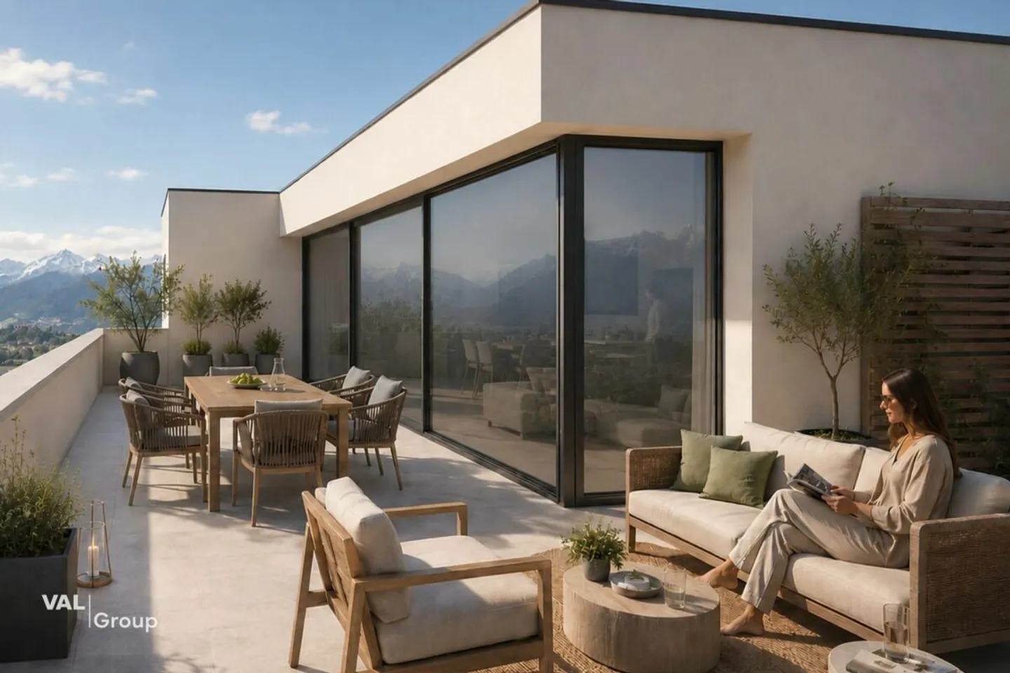 Stunning penthouse with two beautiful terraces and private garden on the ground floor - Photo 1 of 6
