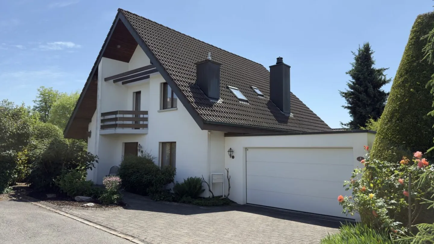 Charmantes Familienhaus mit Garten - Foto 7 von 13