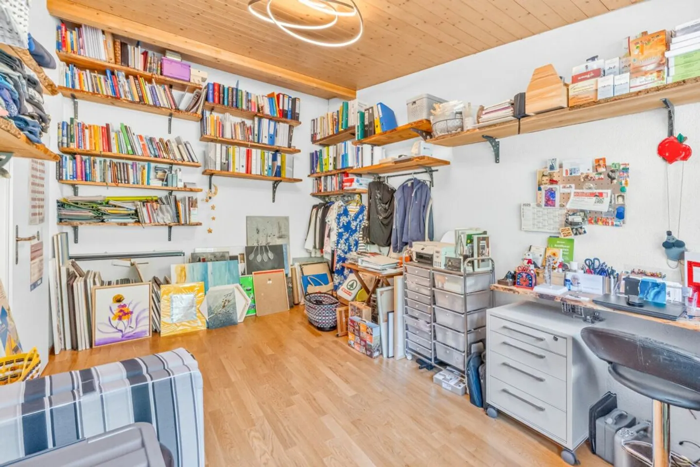 Vivre au-dessus du lac Walen - Appartement en attique ensoleillé de 3½ pièces avec vue panoramique - Photo 8 sur 13