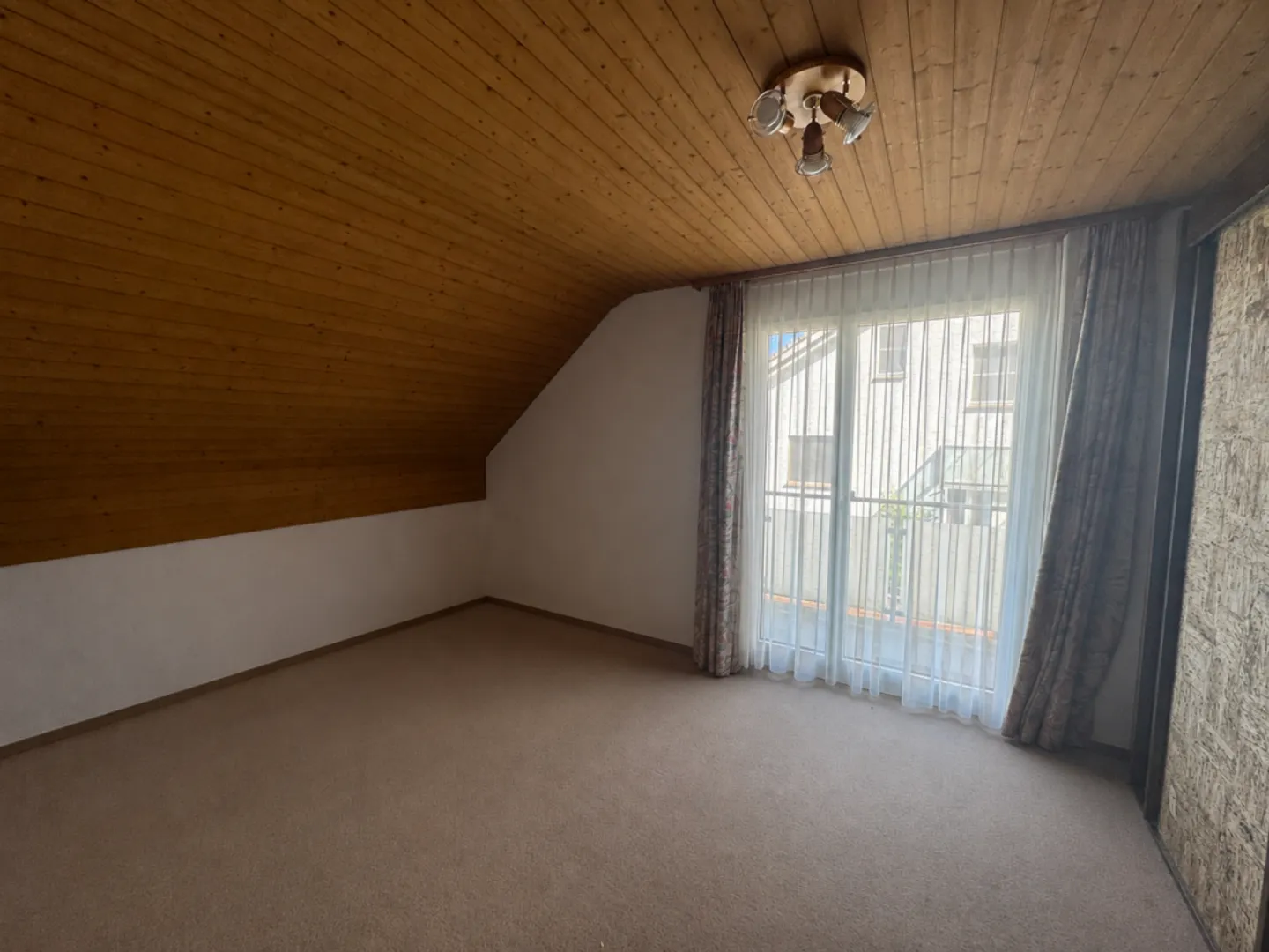 Charmantes Einfamilienhaus mit Garten - Foto 10 von 13
