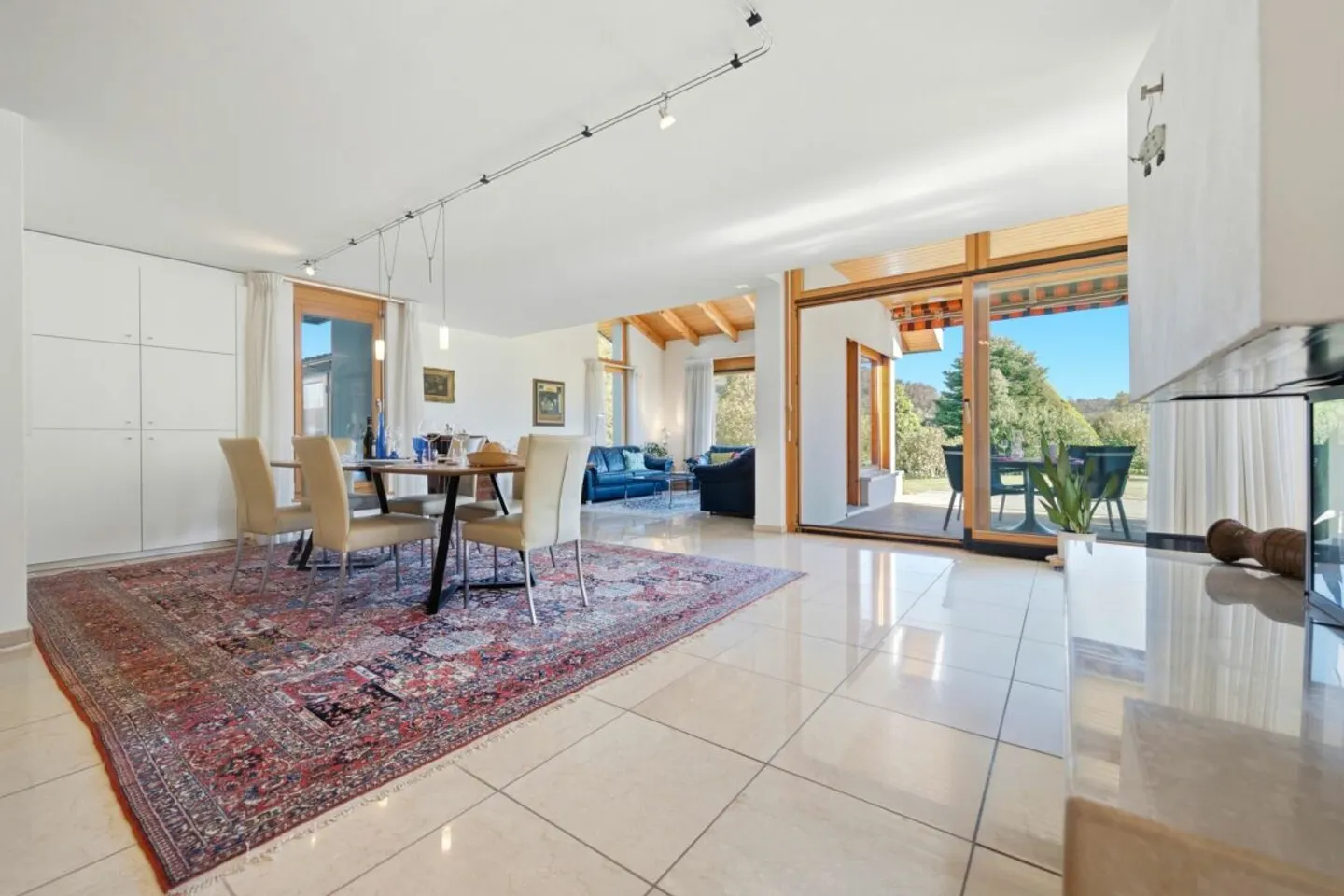 Villa Bel Air | A Piece of California in the Solothurn Jura - Photo 4 of 13
