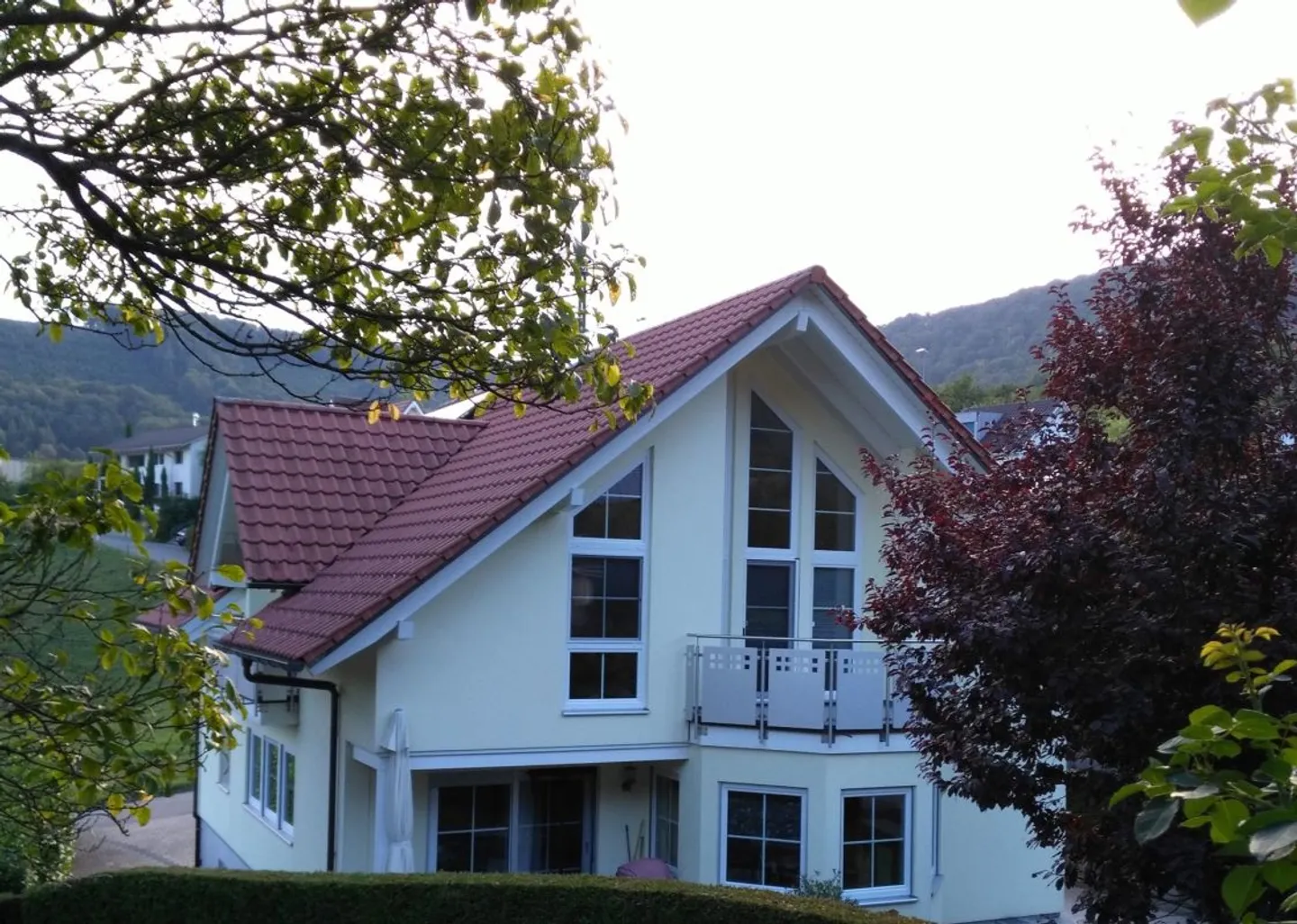 Moderne und grosszügige 3.5-Zi-Gartenwohnung mit Garage - Foto 13 von 13