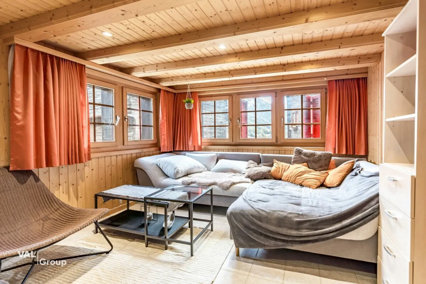 Maison multifamiliale authentique du Valais avec studio séparé à Reckingen - Photo 2 sur 13